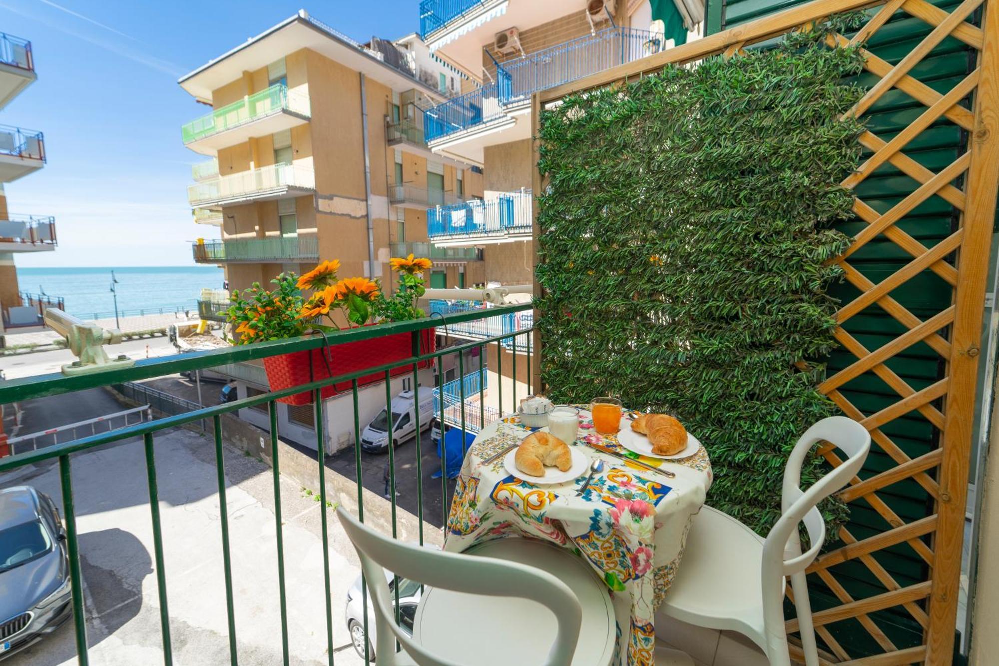 La Casa Di Aurora Hotell Maiori Exteriör bild